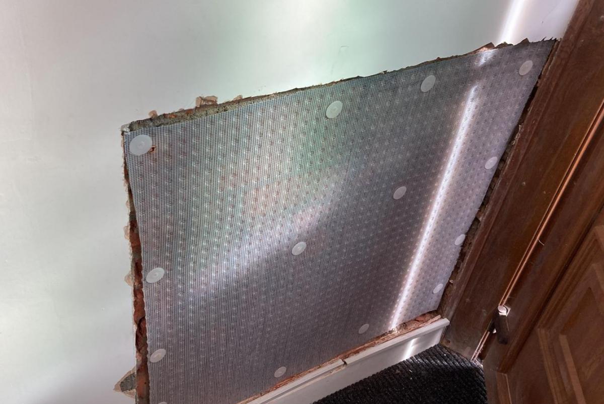Mesh Membrane vs. Sand and Cement Base in Damp Proofing